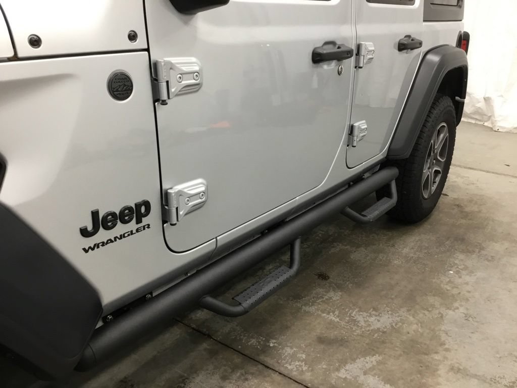 Used 2023 Jeep Wrangler Unlimited Sport w/ Uconnect 4C Nav & Sound Group AWD/4WD image 5