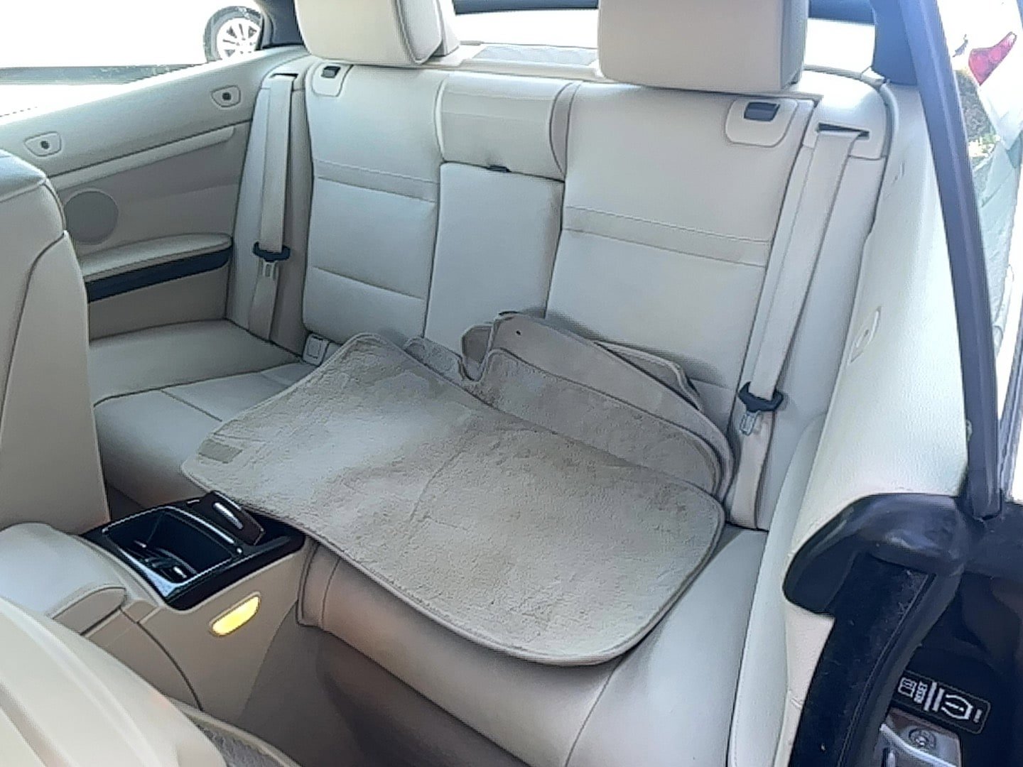 Used 2013 BMW 328i Convertible image 17