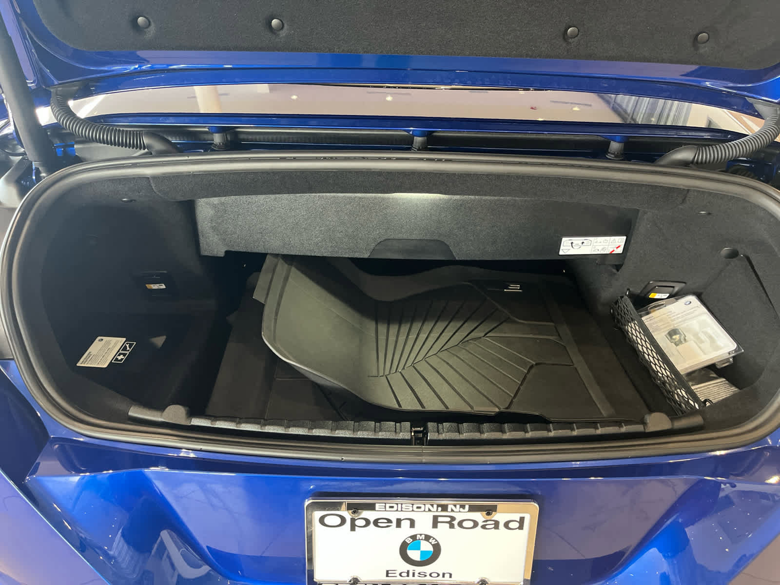 Used 2023 BMW M8 Competition image 19