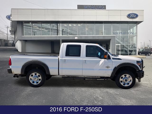 Used 2016 Ford F250 Lariat w/ Lariat Ultimate Package AWD/4WD image 9