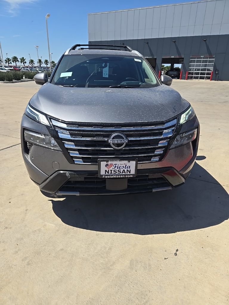 New 2026 Nissan Rogue Platinum w/ Platinum Premium Package image 2