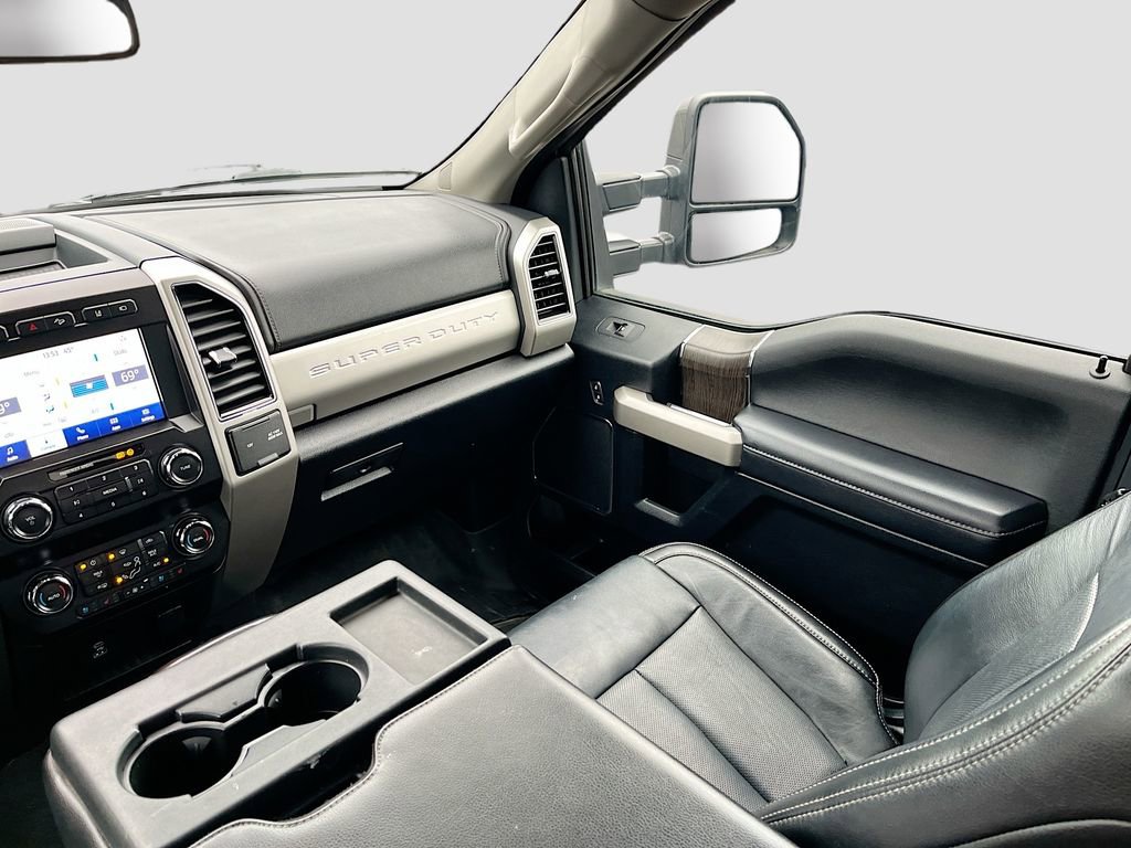 Used 2020 Ford F250 Lariat w/ Lariat Value Package image 21