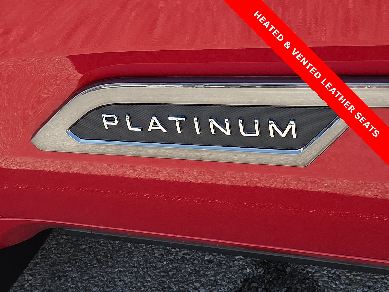 Used 2025 Toyota Tundra Platinum AWD/4WD image 8