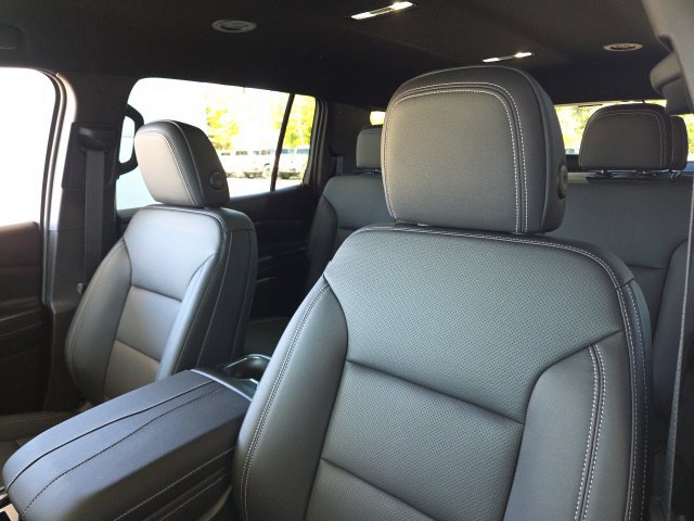 New 2027 Chevrolet Traverse LT w/ Midnight/Sport Edition AWD/4WD image 25