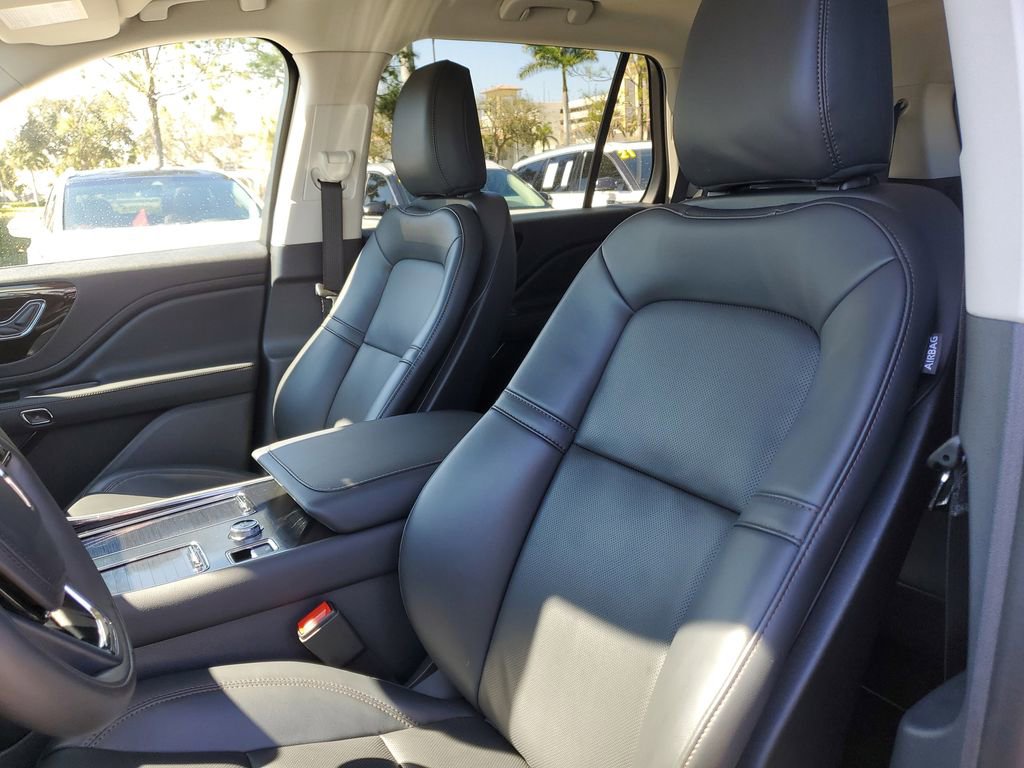 New 2026 Lincoln Aviator 2WD image 22
