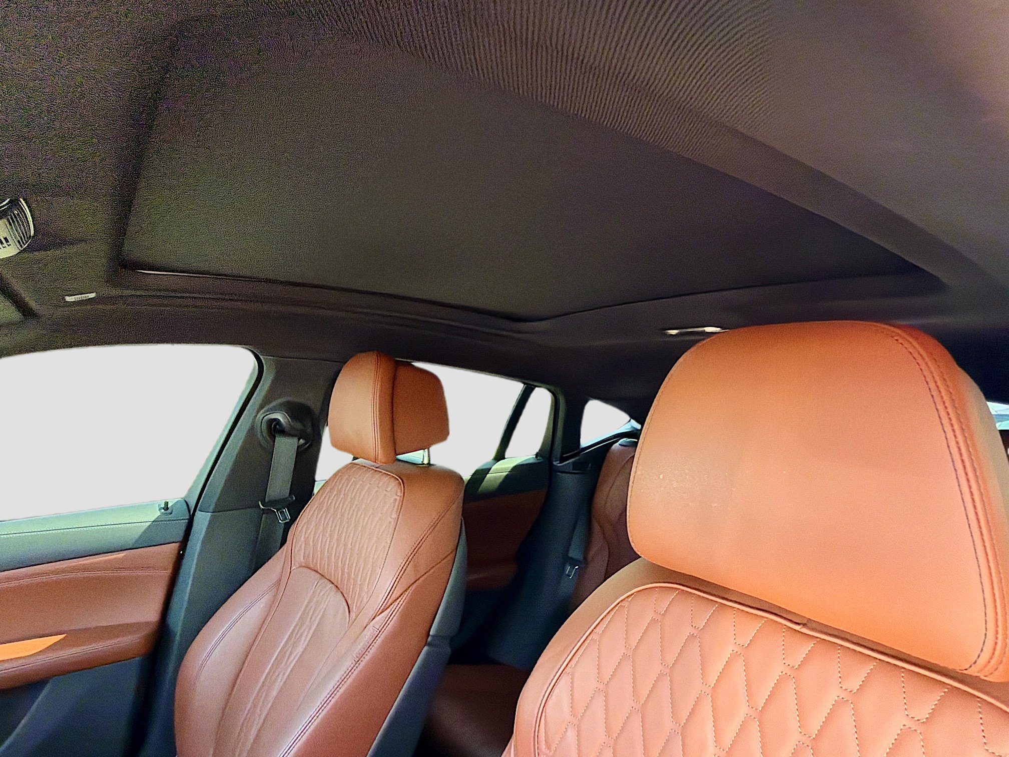 Used 2023 BMW X6 xDrive40i w/ M Sport Package image 26