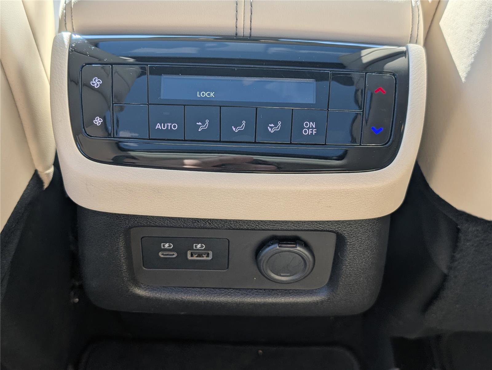 Used 2023 INFINITI QX60 Luxe w/ Cargo Package image 17