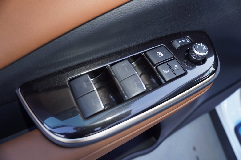 New 2026 Toyota Crown Limited image 11