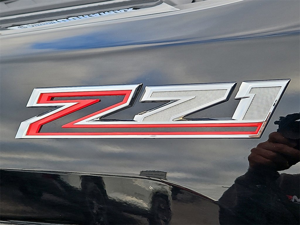 Used 2025 Chevrolet Silverado 2500 LT w/ Leather Package image 15