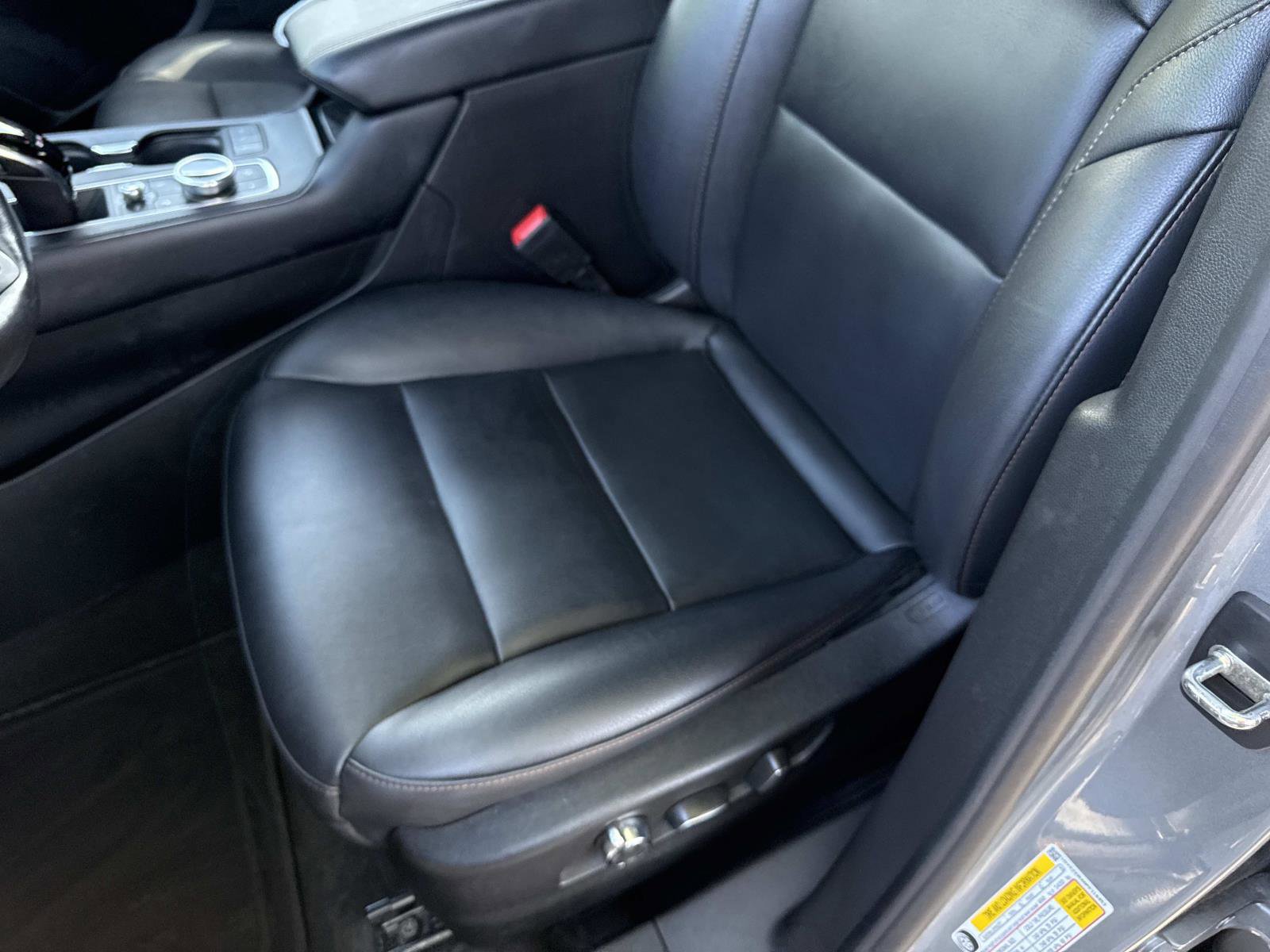 Used 2023 Cadillac XT4 Sport w/ Cold Weather Package image 22