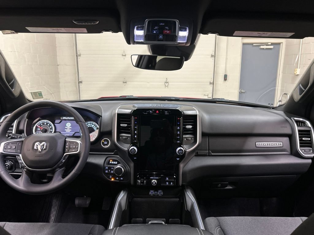 Used 2025 RAM 1500 Big Horn AWD/4WD image 18