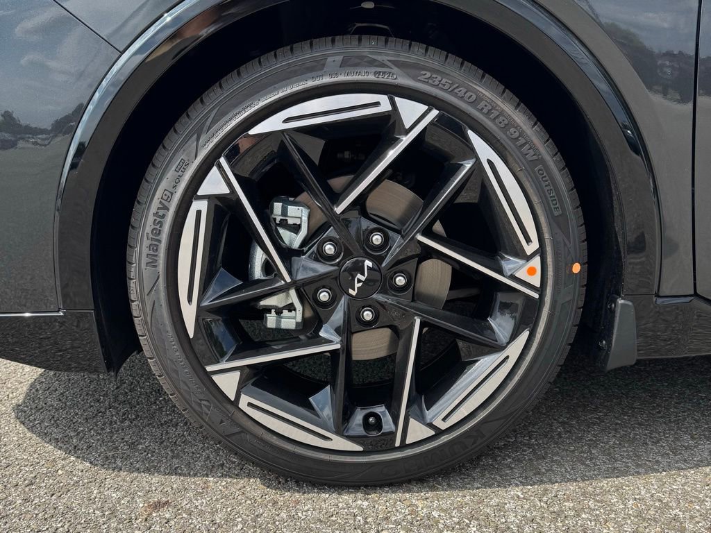 New 2025 Kia K4 GT-Line image 9