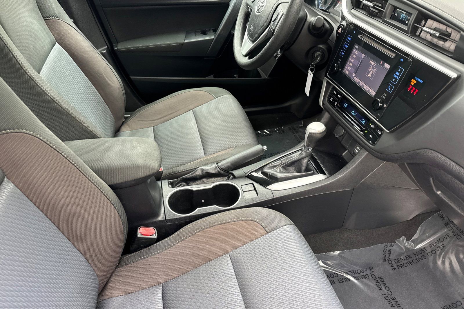 Used 2019 Toyota Corolla LE image 15