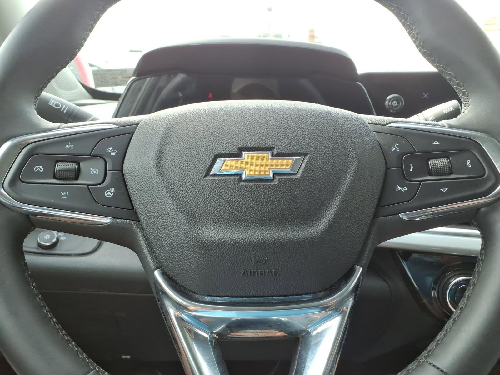 Certified 2026 Chevrolet Trax LT w/ Driver Confidence Package FWD image 31