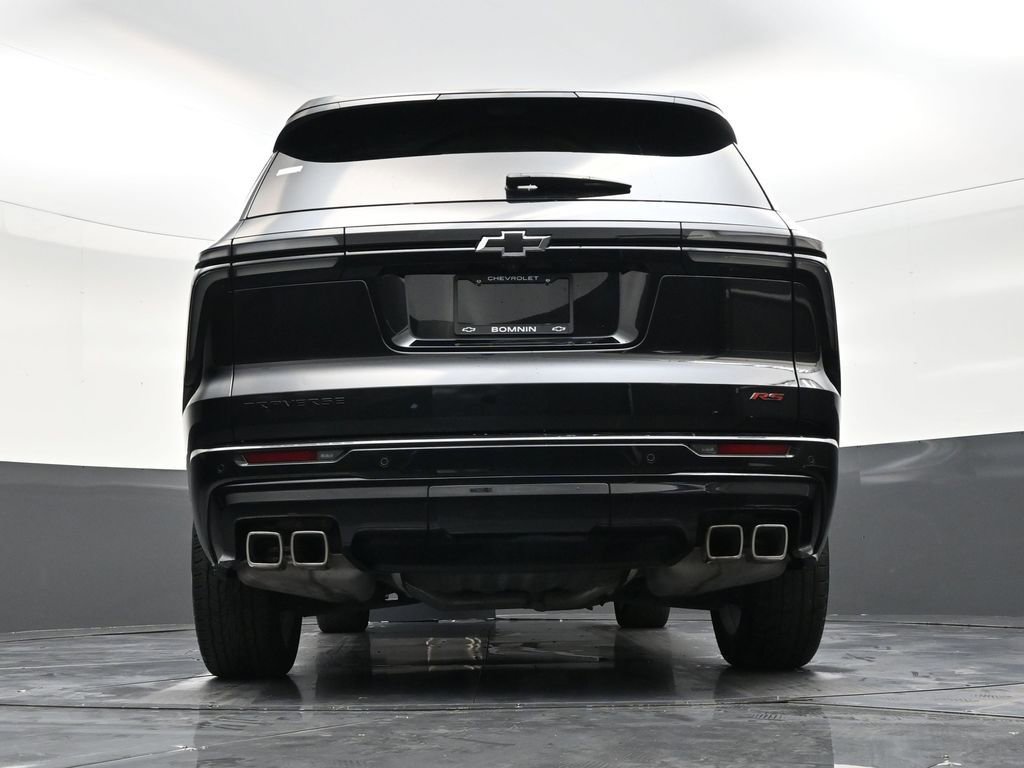Used 2024 Chevrolet Traverse RS image 23