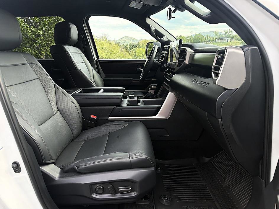 Certified 2025 Toyota Tundra SR5 w/ SR5 Premium Package AWD/4WD image 19