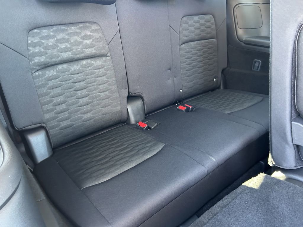 New 2025 Nissan Pathfinder SV image 12