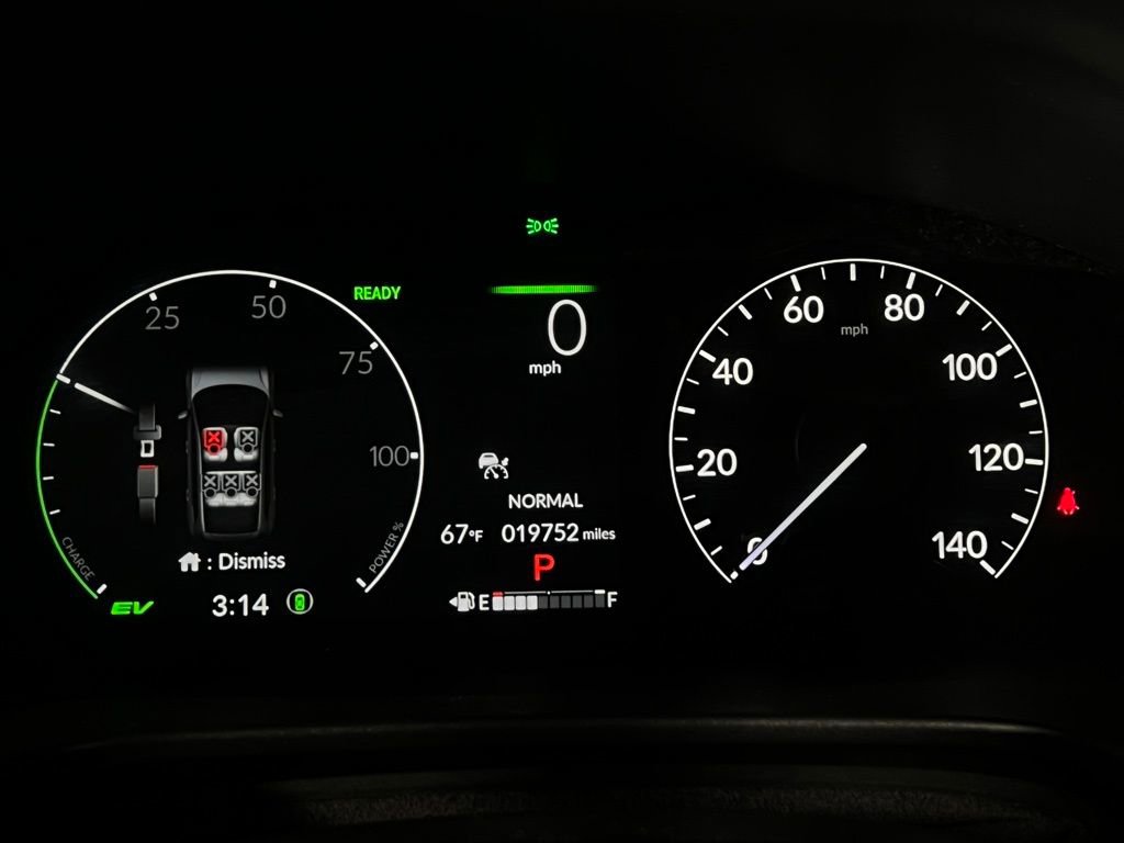 Used 2025 Honda CR-V Sport Touring image 13