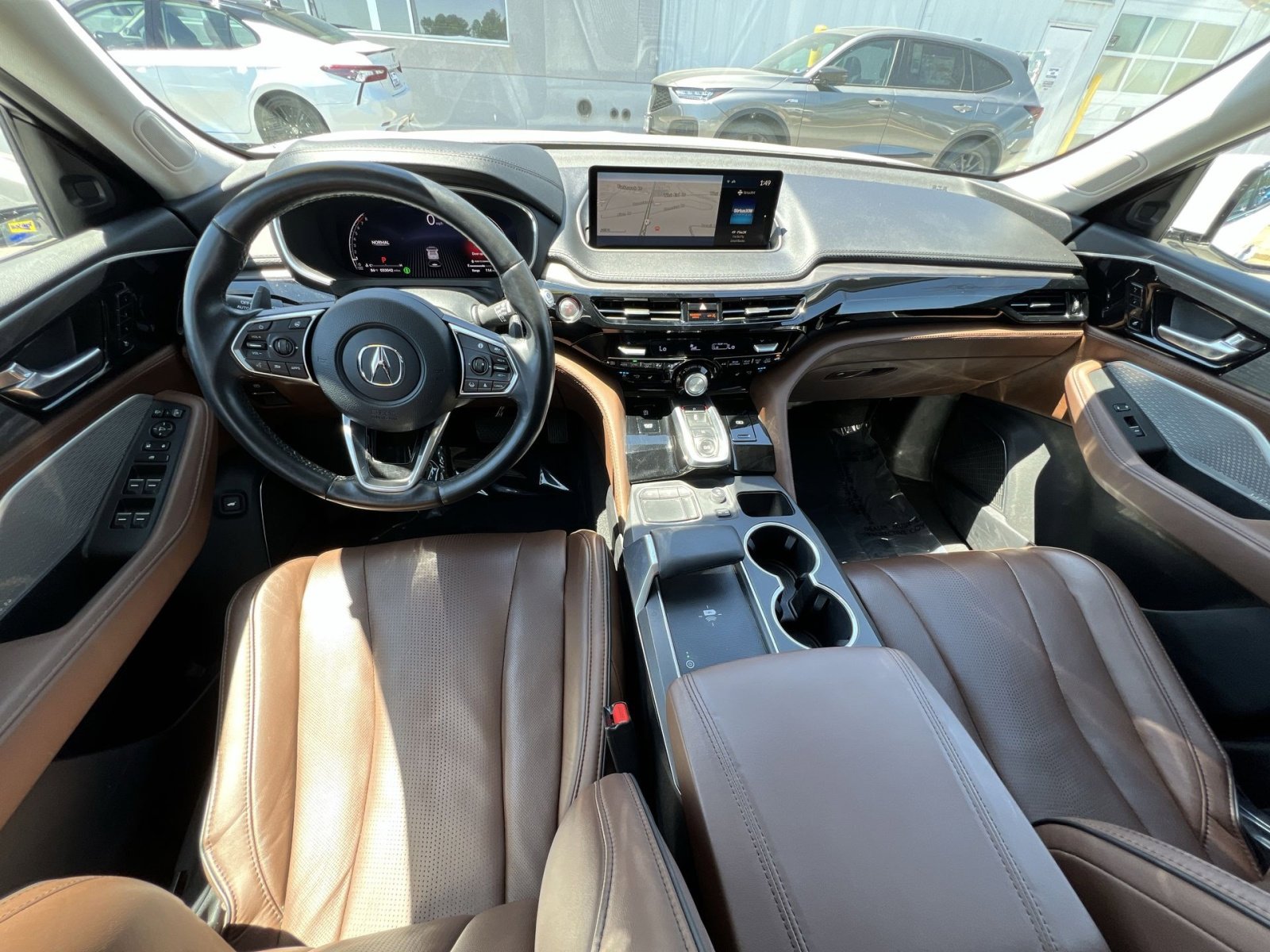 Certified 2023 Acura MDX SH-AWD w/ Advance Package image 2