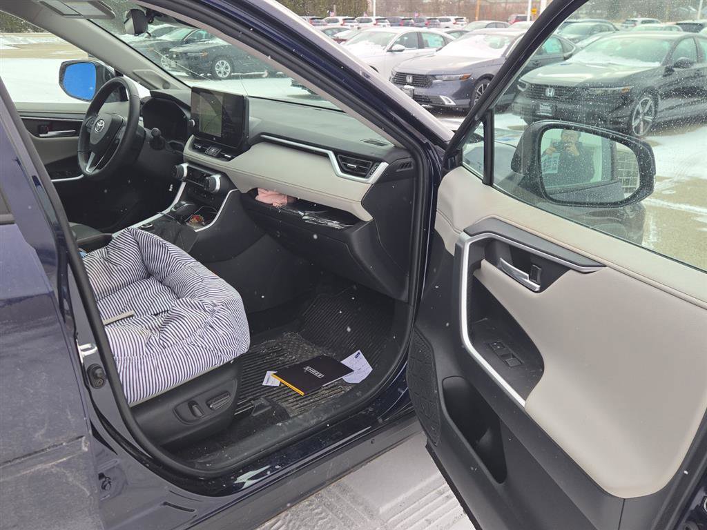 Used 2024 Toyota RAV4 Limited w/ Advanced Technology Package image 14
