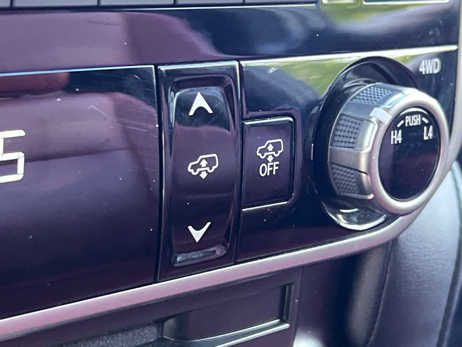Used 2022 Lexus GX 460 Luxury w/ Sport Design Package AWD/4WD image 41