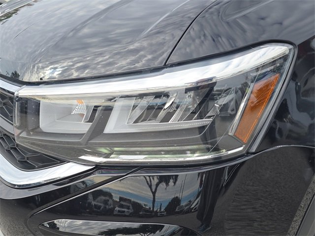 Used 2024 Volkswagen Taos SE image 10