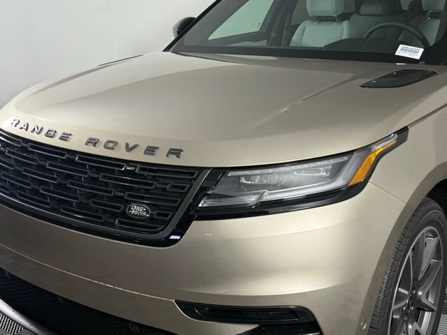 Certified 2026 Land Rover Range Rover Velar Dynamic SE AWD/4WD image 12