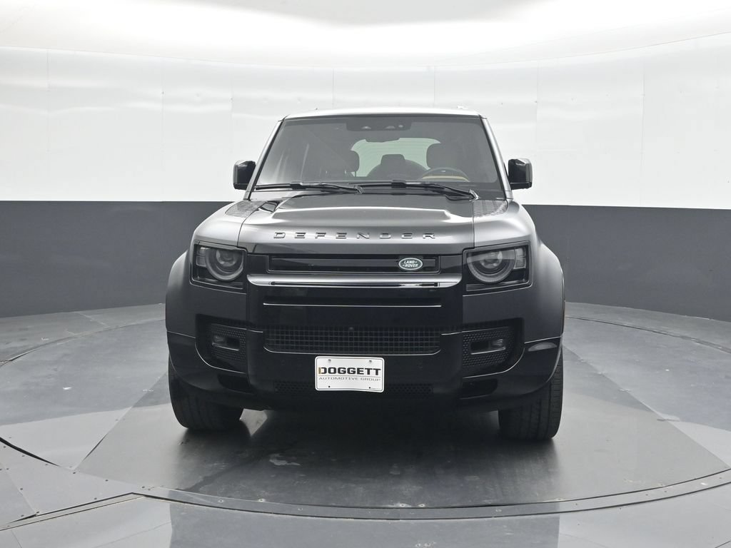 Used 2025 Land Rover Defender 110 X AWD/4WD image 5