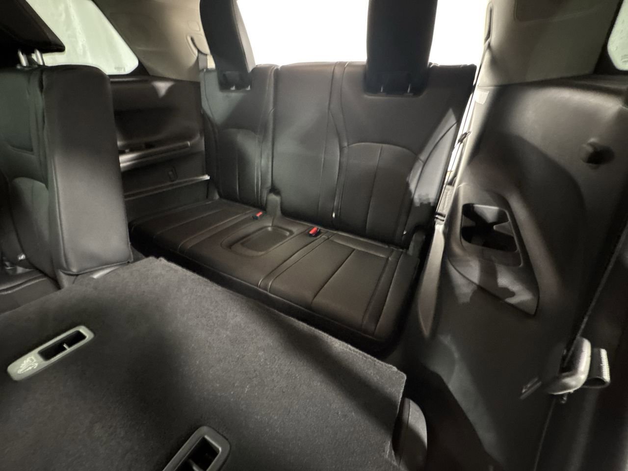 Certified 2026 INFINITI QX60 Luxe w/ Cargo Package AWD/4WD image 34