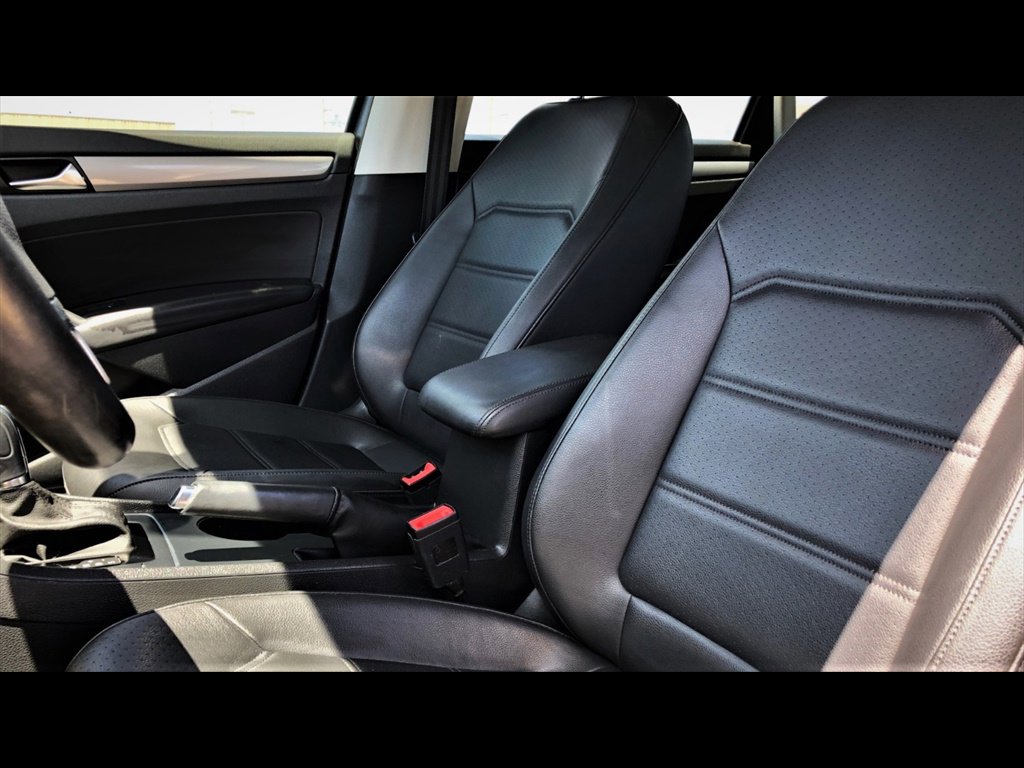 Used 2015 Volkswagen Passat 1.8T Wolfsburg Edition FWD image 10