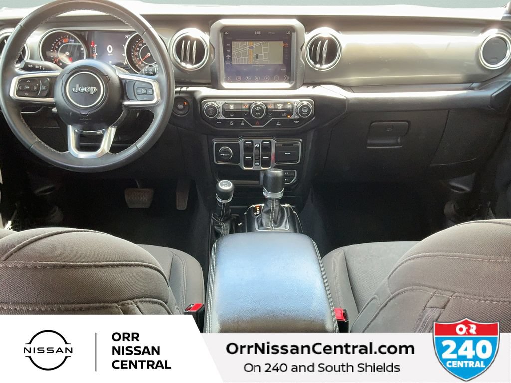 Used 2023 Jeep Wrangler Unlimited Sahara AWD/4WD image 15