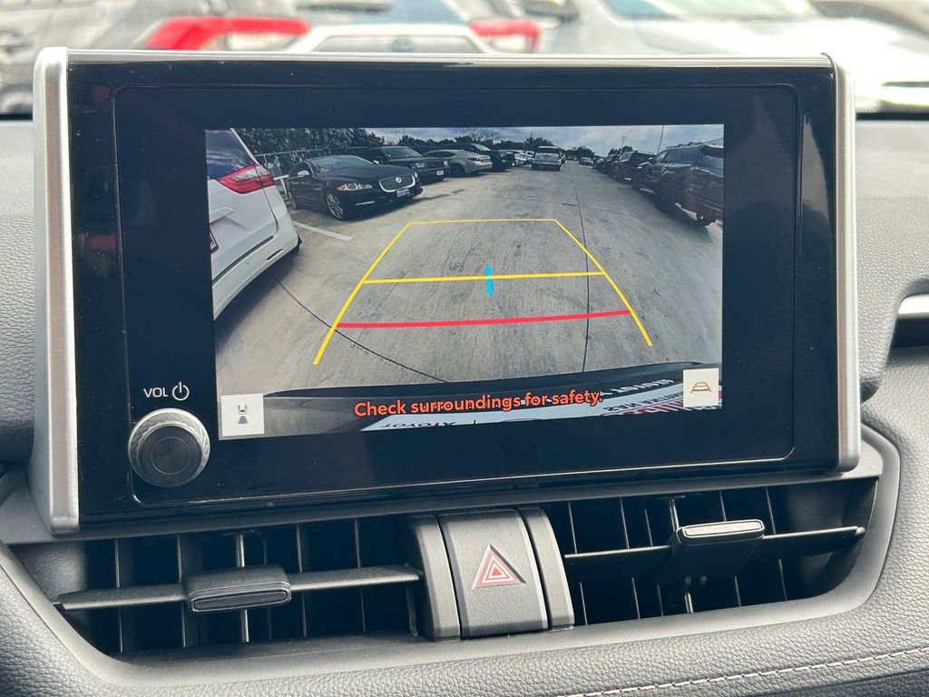 Used 2024 Toyota RAV4 LE AWD/4WD image 29