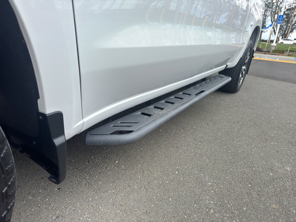 Used 2022 Chevrolet Silverado 1500 LT w/ Z71 Off-Road Package image 24