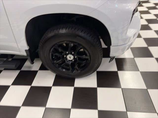 Used 2023 Chevrolet Silverado 1500 RST image 11