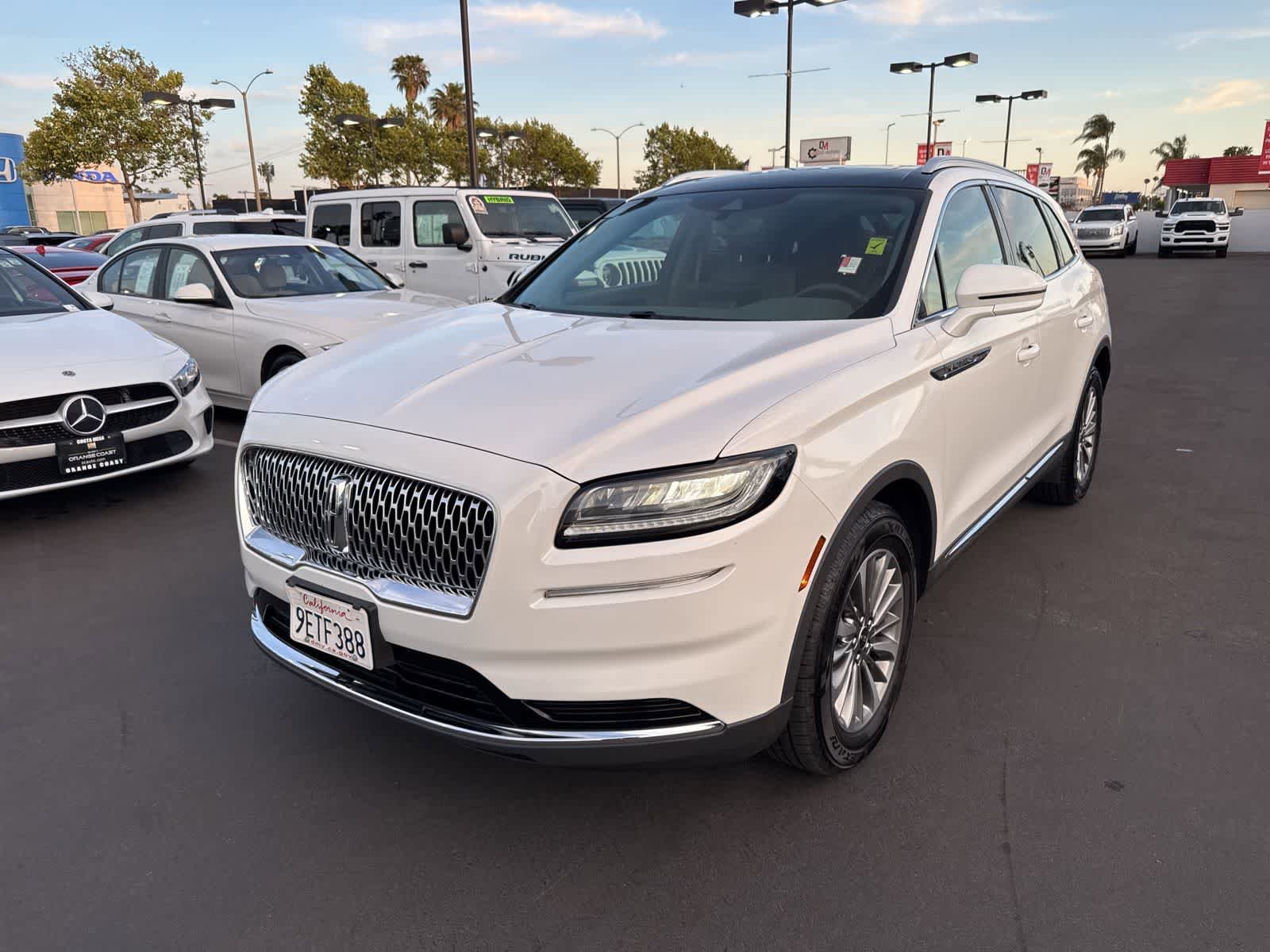 Used 2022 Lincoln Nautilus Reserve w/ Luxury Package FWD image 1