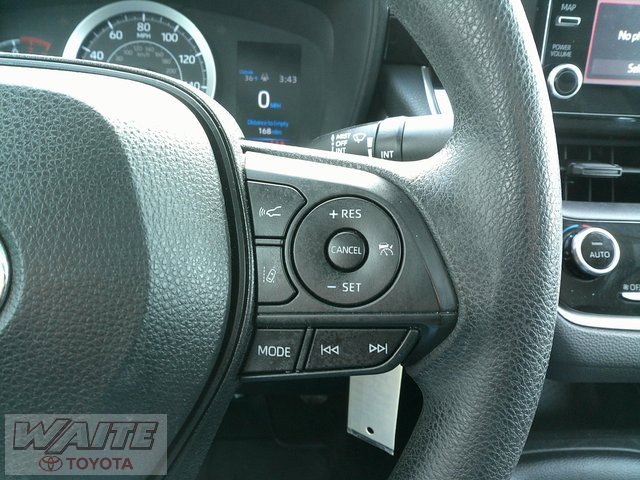 Used 2020 Toyota Corolla LE image 13