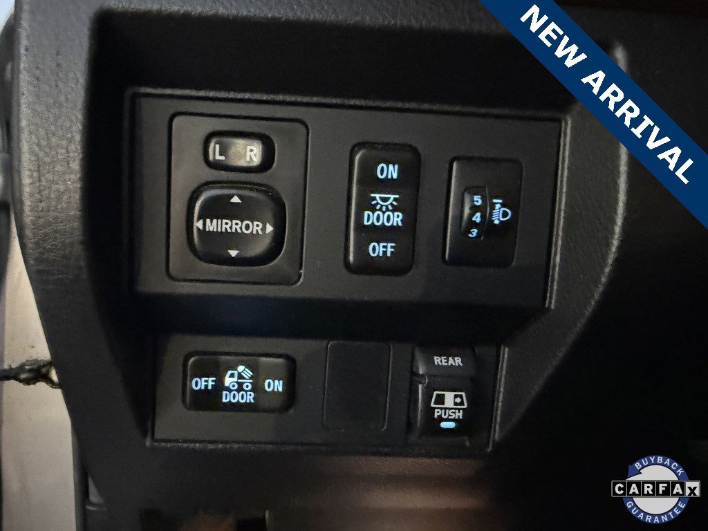 Used 2015 Toyota Tundra Limited image 10
