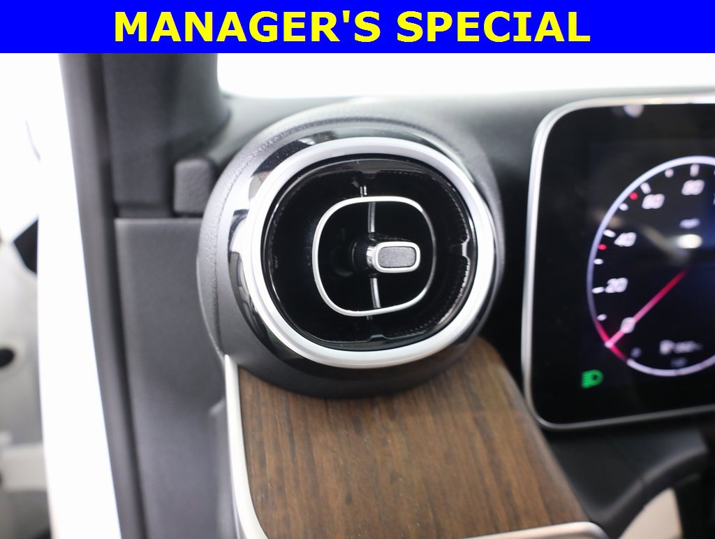 Certified 2025 Mercedes-Benz GLC 300 4MATIC image 57