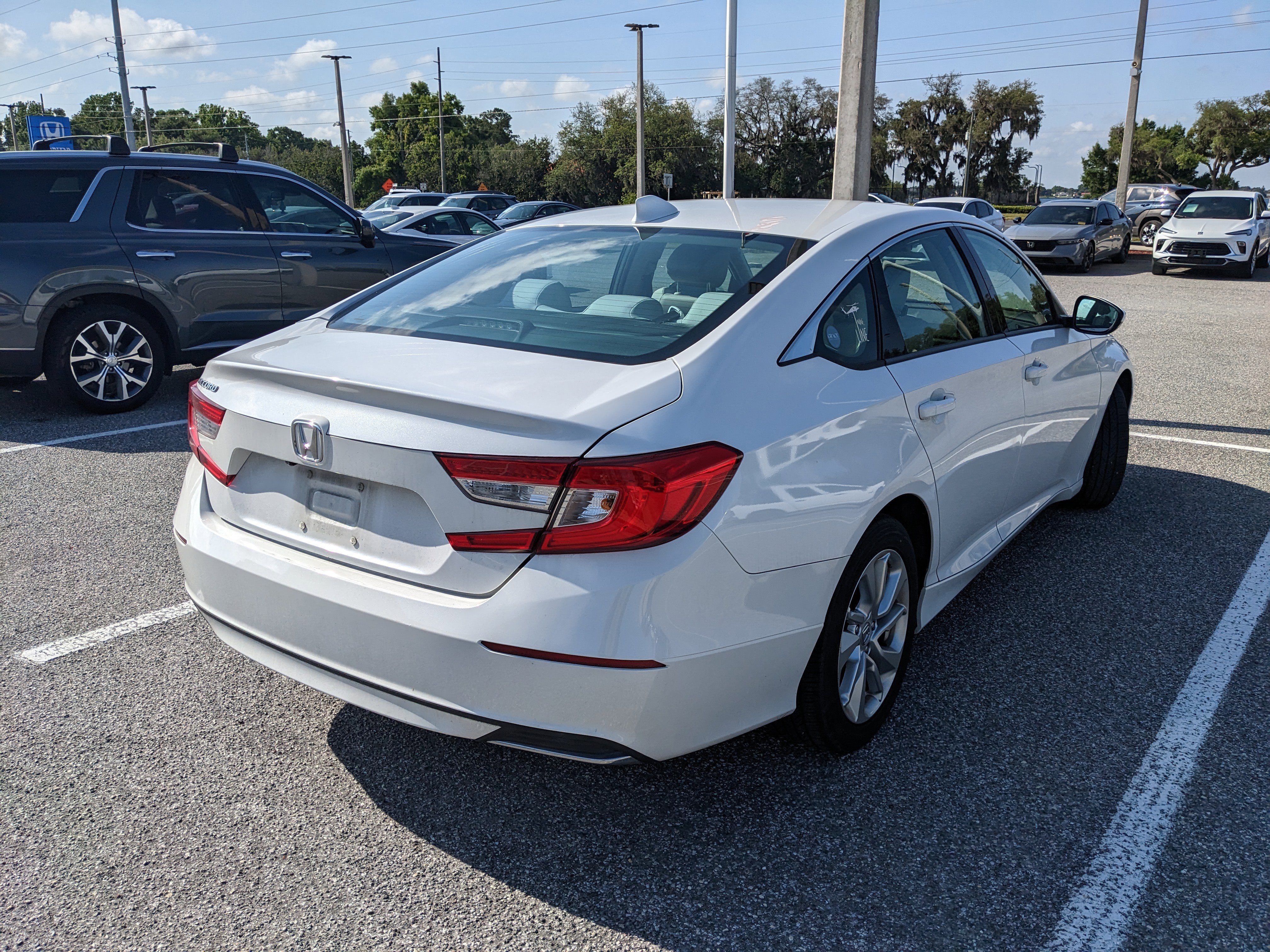 Used 2019 Honda Accord LX image 18