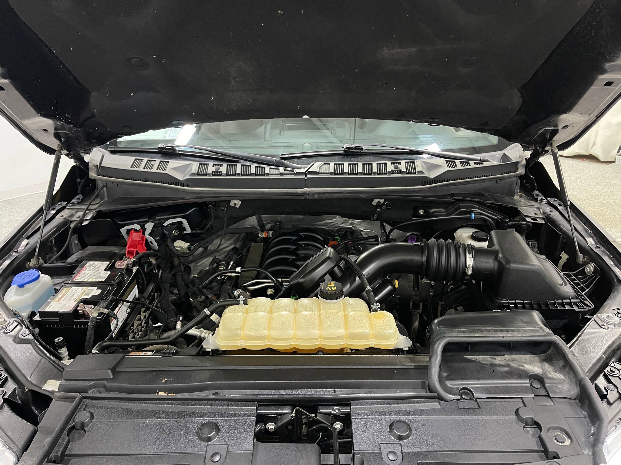Used 2020 Ford F150 XLT w/ Equipment Group 301A Mid AWD/4WD image 24