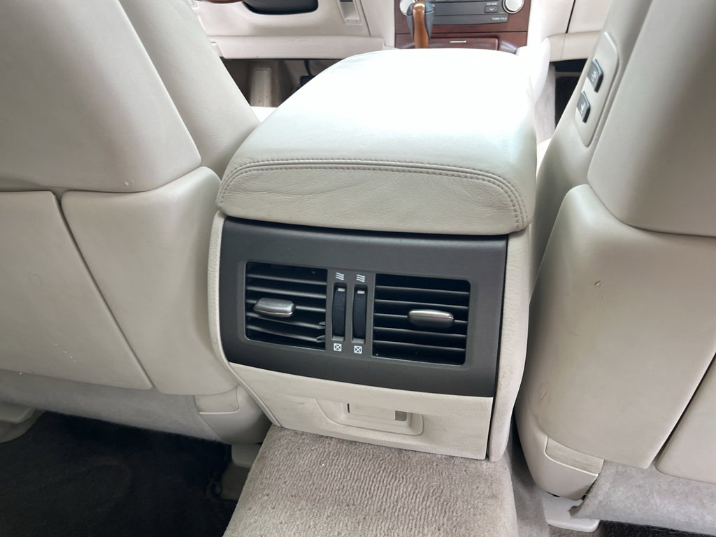 Used 2011 Lexus LS 460 w/ Comfort Pkg image 36