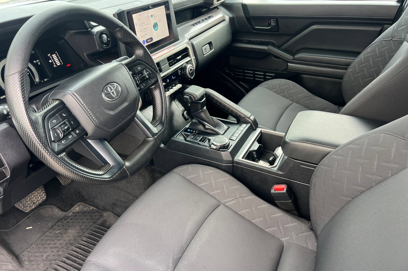 Used 2024 Toyota Tacoma SR5 image 7