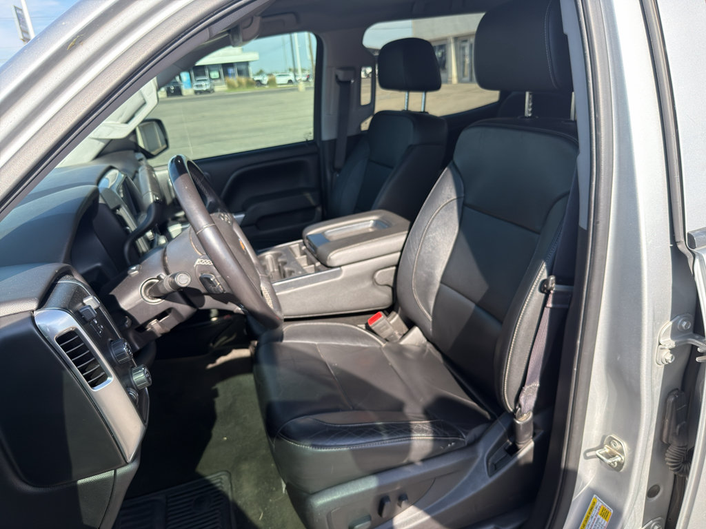 Used 2017 Chevrolet Silverado 1500 LT w/ All Star Edition AWD/4WD image 11
