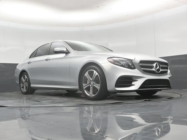 Used 2017 Mercedes-Benz E 300 4MATIC image 54