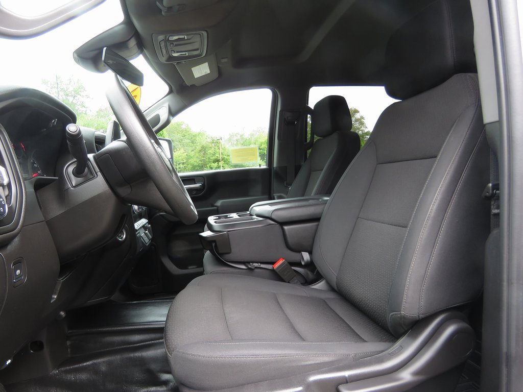 Used 2024 GMC Sierra 3500 Pro w/ Convenience Package image 11