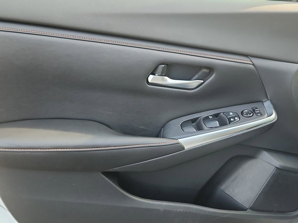 Used 2020 Nissan Sentra SR w/ Lighting Package image 12