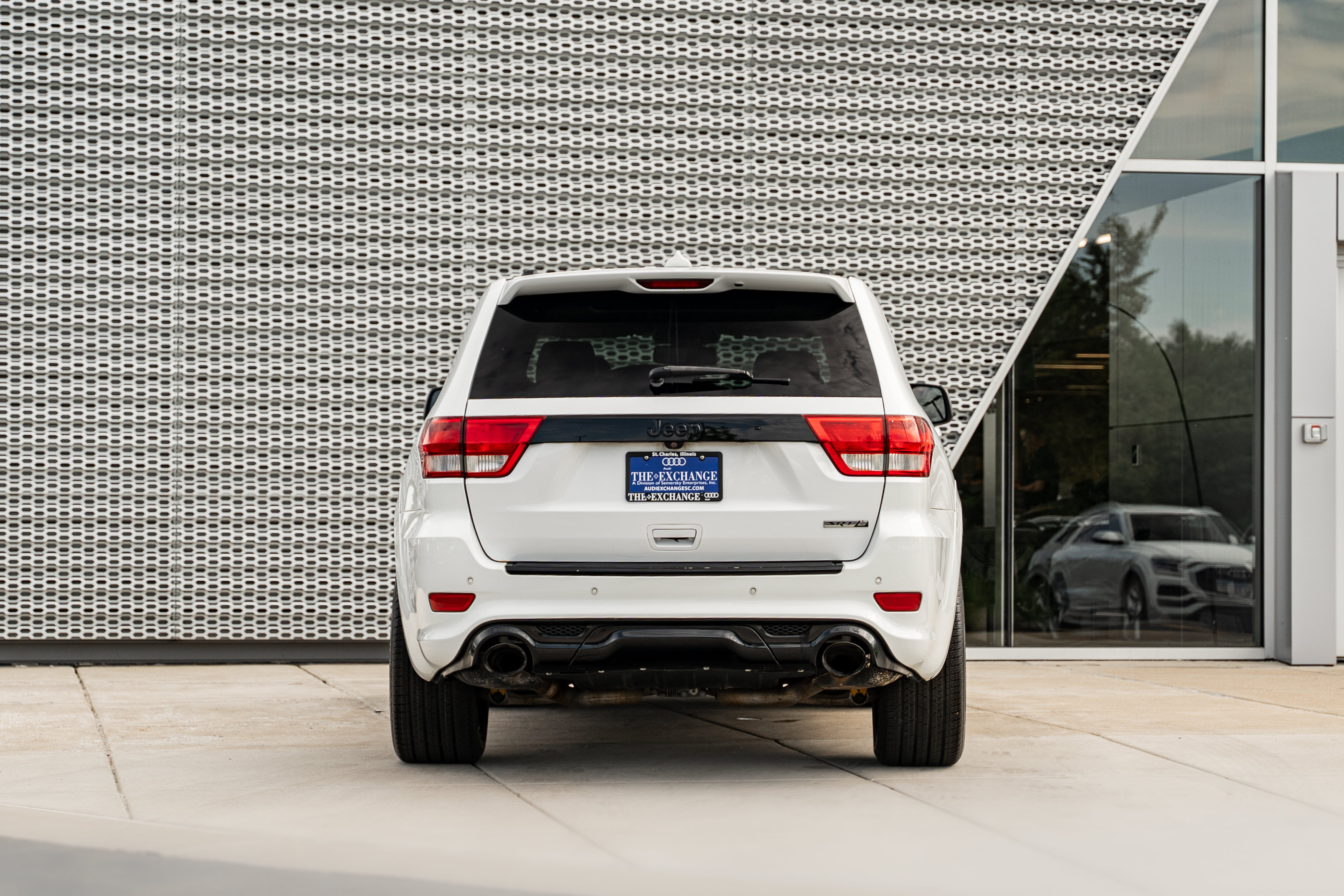 Used 2013 Jeep Grand Cherokee SRT8 AWD/4WD image 26