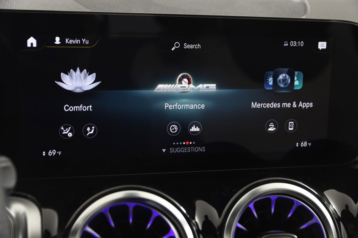 Used 2022 Mercedes-Benz GLB 35 AMG 4MATIC image 37