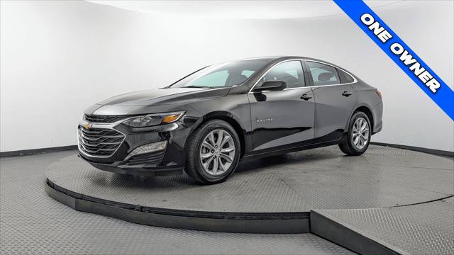 Used 2025 Chevrolet Malibu LT FWD image 2