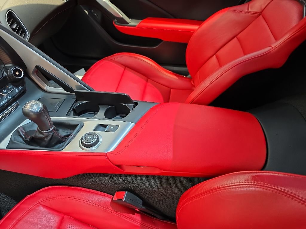 Used 2015 Chevrolet Corvette Stingray Coupe w/ 2LT Preferred Equipment Group RWD image 17